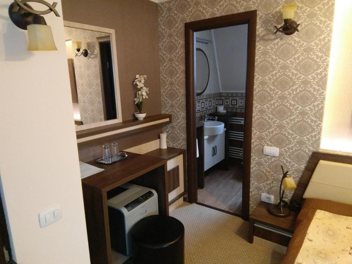 Hotel La Cristina Slatina  Zewnętrze zdjęcie